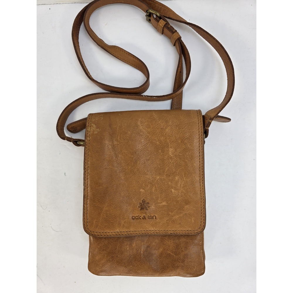 Oak & Tan leather crossbody bag‎ in a tan/light brown color